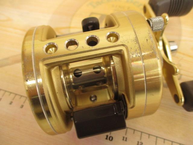 カルカッタ 200XT｜＠ベリーネット 日本最大新品中古釣具WEBショップ