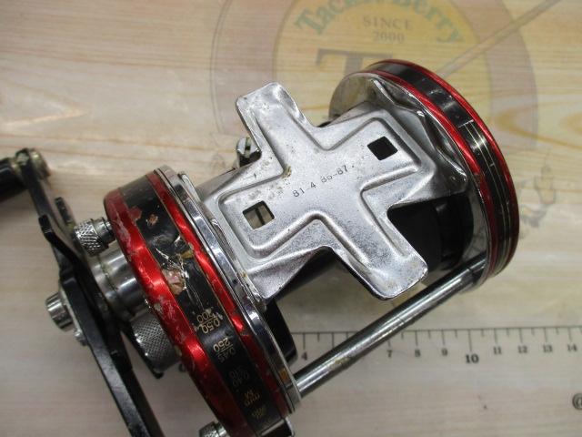 7000 レッド