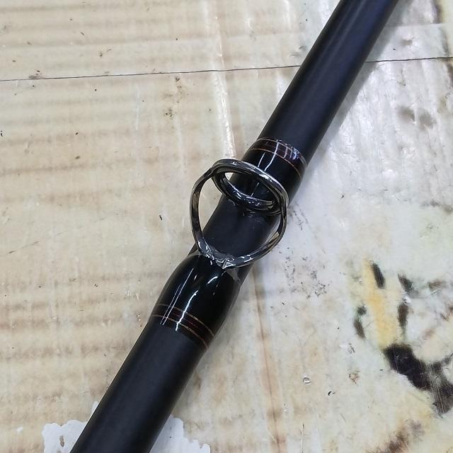 デストロイヤー F10-76XBJ(ブラックジャングル)ITSリールシート