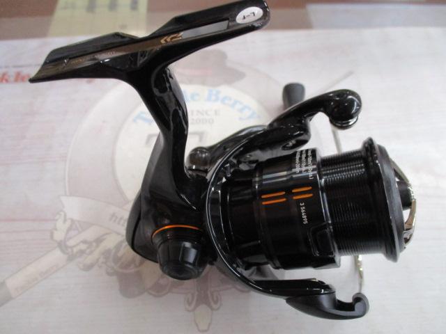 25イプリミ LT2000S-P｜＠ベリーネット 日本最大新品中古釣具WEBショップ