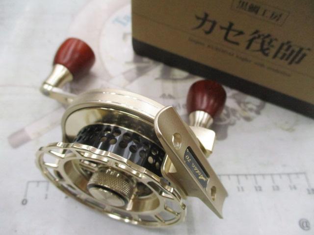 カセ筏師 アスリート70 レーサーG(右) ゴールド