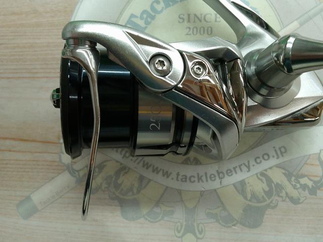 19ストラディック 2500SHG