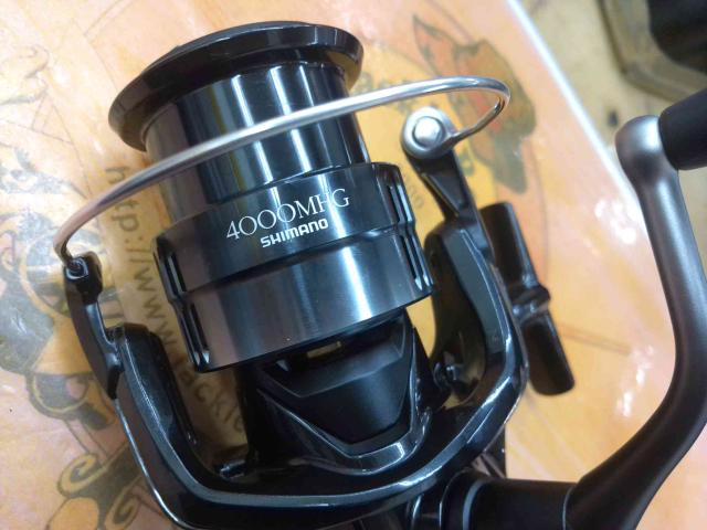 24エクスセンスBB 4000MHG