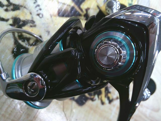 19エメラルダス LT2500S-DH｜＠ベリーネット 日本最大新品中古釣具WEB