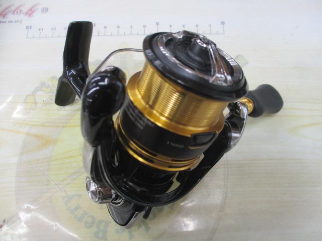 23レガリス LT2000S-P｜＠ベリーネット 日本最大新品中古釣具WEBショップ
