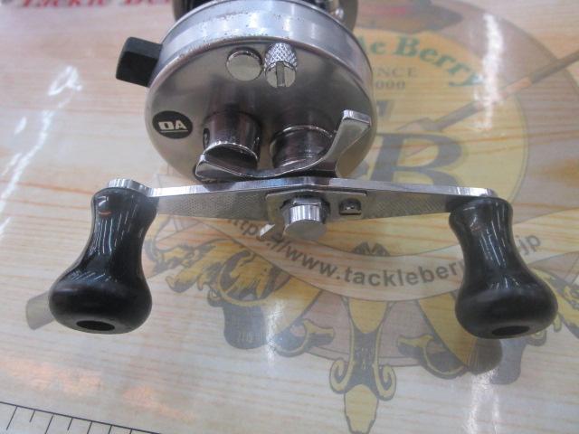 2500C IAR シルバー｜＠ベリーネット 日本最大新品中古釣具WEBショップ