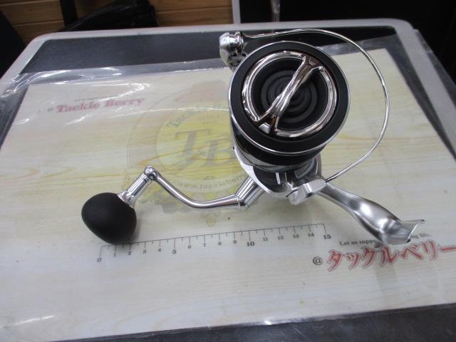 ２３ストラディック　５０００ＸＧ新品未使用 23ストラディック C5000XG｜＠ベリーネット 日本最大新品中古釣具WEB