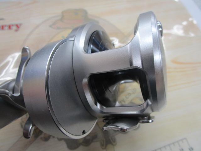 17オシアジガー 2000NRHG｜＠ベリーネット 日本最大新品中古釣具WEB