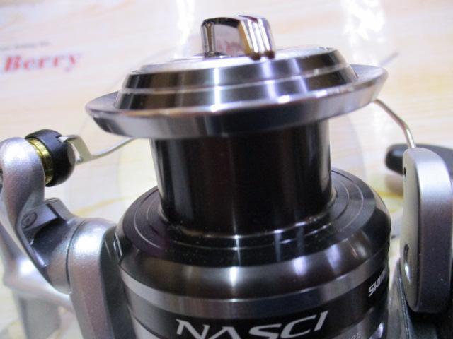 13ナスキー 4000HG｜＠ベリーネット 日本最大新品中古釣具WEBショップ