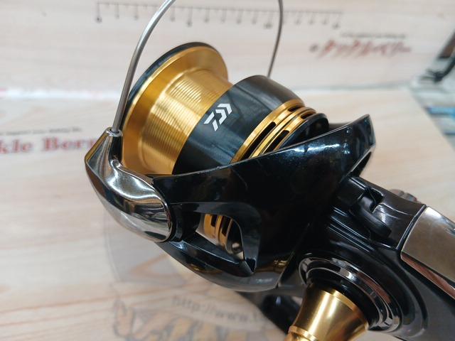 23レガリス LT4000-CXH｜＠ベリーネット 日本最大新品中古釣具WEBショップ