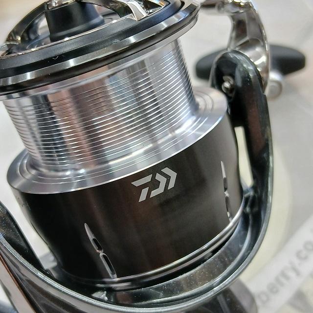 24ルビアス LT3000-H｜＠ベリーネット 日本最大新品中古釣具WEBショップ