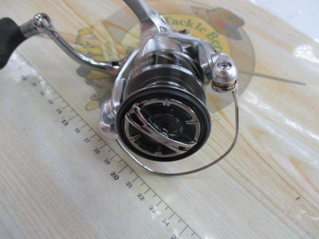 中古品　シマノ　15　ストラディック　C3000　ローギア 15ストラディック C3000｜＠ベリーネット 日本最大新品中古釣具WEBショップ