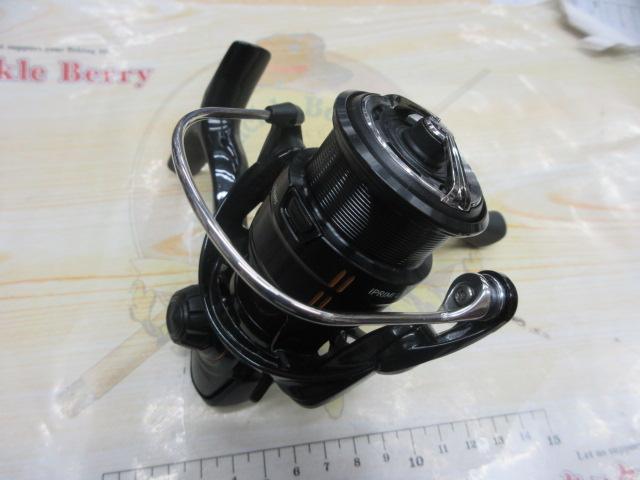 25イプリミ LT2000S-P｜＠ベリーネット 日本最大新品中古釣具WEBショップ