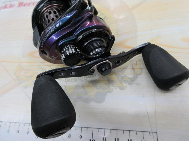 レボ ULTRACAST BF8