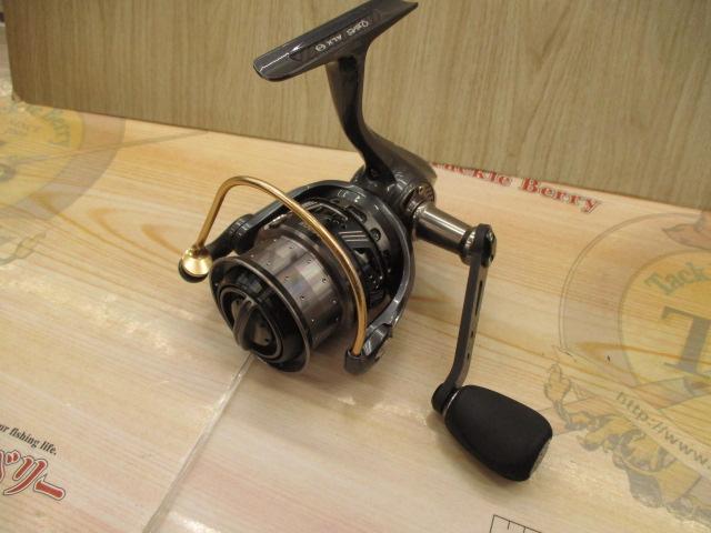 レボ ALXシータ(Θ) 2500S｜＠ベリーネット 日本最大新品中古釣具WEB