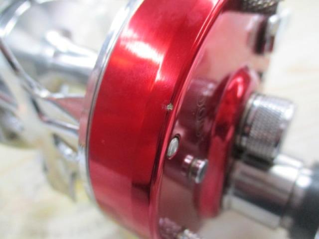7000i レッド