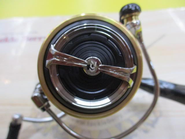 20ルビアス LT3000-C｜＠ベリーネット 日本最大新品中古釣具WEBショップ