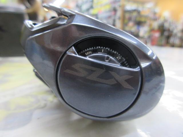 24SLX 70XG