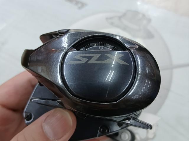 24SLX 70XG